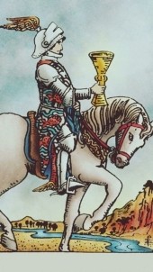 РЫЦАРЬ КУБКОВ